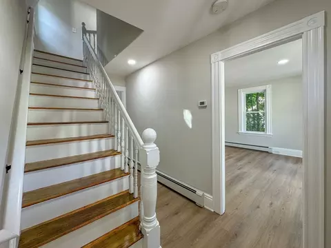 Entry Way - 130 Centennial Ave, Gloucester, MA 01930 photo 2 of 3