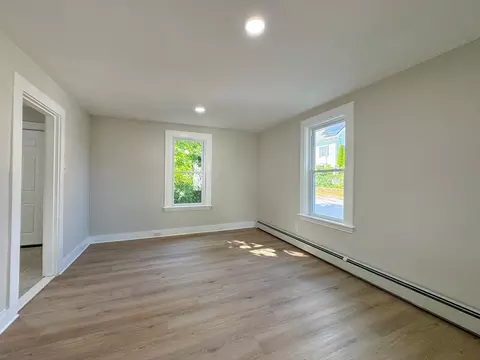 Living - 130 Centennial Ave, Gloucester, MA 01930 photo 4 of 4