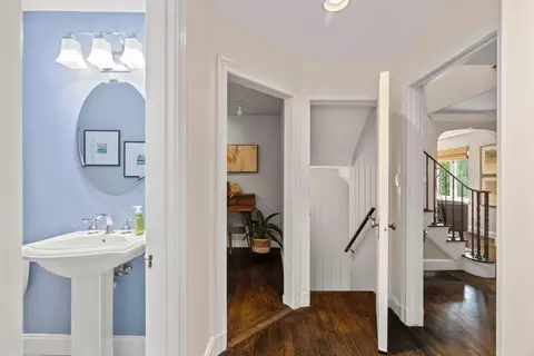 142 Beverly Rd, Chestnut Hill, MA 02467 photo 11