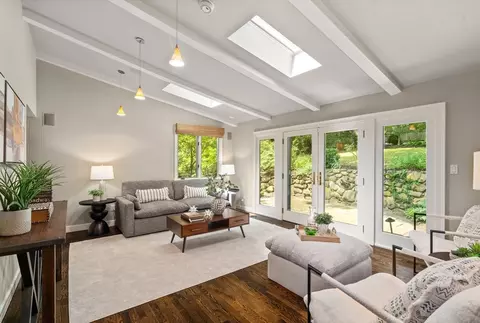 142 Beverly Rd, Chestnut Hill, MA 02467 photo 8