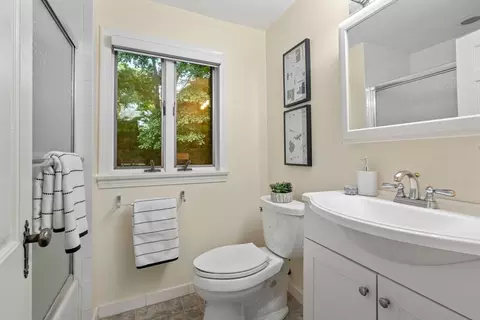 142 Beverly Rd, Chestnut Hill, MA 02467 photo 22