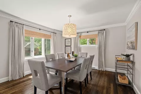 142 Beverly Rd, Chestnut Hill, MA 02467 photo 4