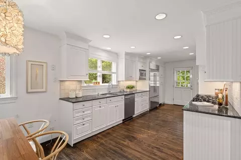 142 Beverly Rd, Chestnut Hill, MA 02467 photo 16