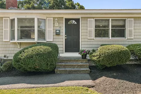 12 Rita Rd, Peabody, MA 01960