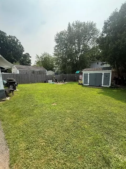 Exterior - 66 Powell Ave, Springfield, MA 01119 photo 6 of 8