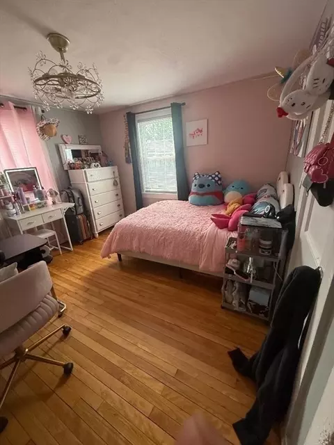 Bedroom - 66 Powell Ave, Springfield, MA 01119 photo 1 of 6
