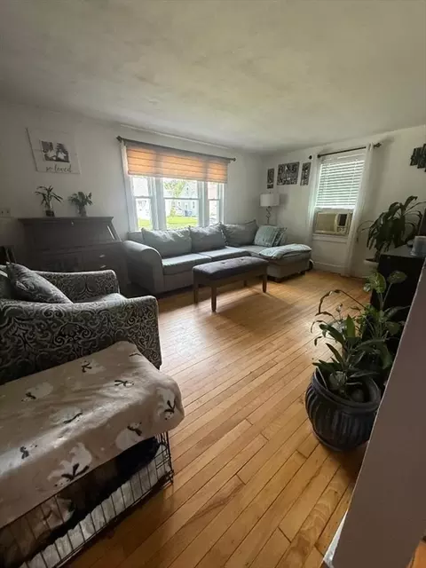 Living - 66 Powell Ave, Springfield, MA 01119 photo 3 of 3