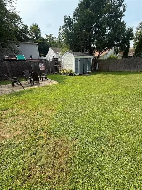 Exterior - 66 Powell Ave, Springfield, MA 01119 photo 5 of 8