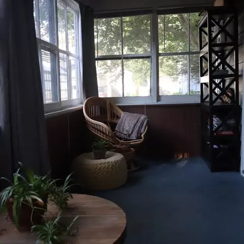 Exterior - 14 Castle St, Springfield, MA 01118 photo 3 of 3