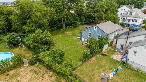 View/Area - 15 Sales St, Fall River, MA 02724 photo 3 of 3