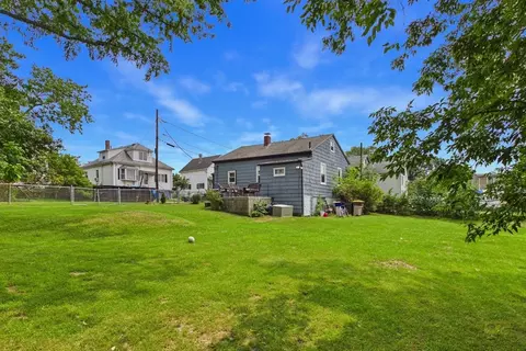 Exterior - 15 Sales St, Fall River, MA 02724 photo 5 of 7