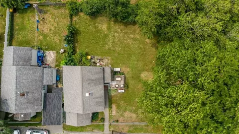 View/Area - 15 Sales St, Fall River, MA 02724 photo 2 of 3