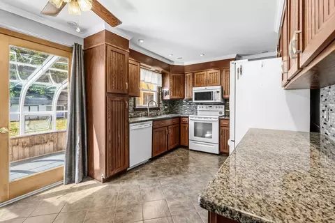 Kitchen - 8 Richardson Cir, Easthampton, MA 01027 photo 2 of 5