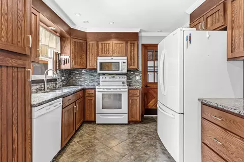 Kitchen - 8 Richardson Cir, Easthampton, MA 01027 photo 1 of 5