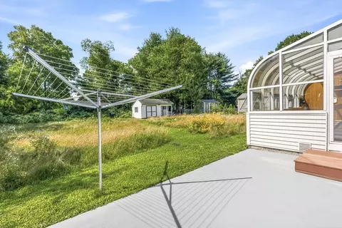 Exterior - 8 Richardson Cir, Easthampton, MA 01027 photo 5 of 7