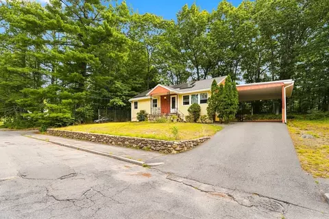 94 Causeway St, Fitchburg, MA 01420