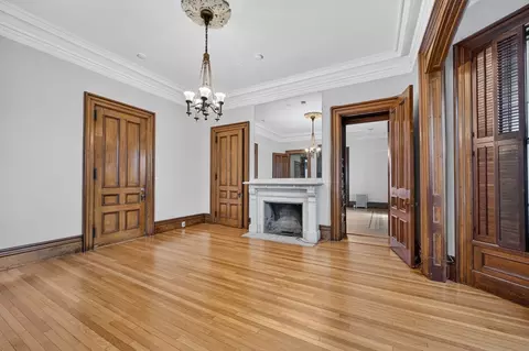 Living - 533 Locust St #4, Fall River, MA 02720 photo 3 of 6