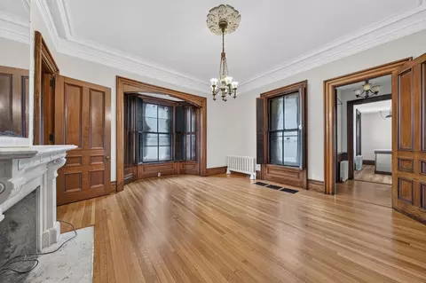 Living - 533 Locust St #4, Fall River, MA 02720 photo 1 of 6