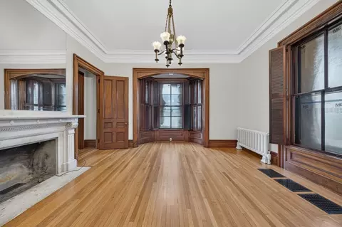 Living - 533 Locust St #4, Fall River, MA 02720 photo 2 of 6