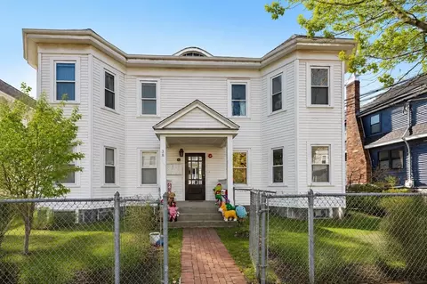 38 Berkeley St, Somerville, MA 02143