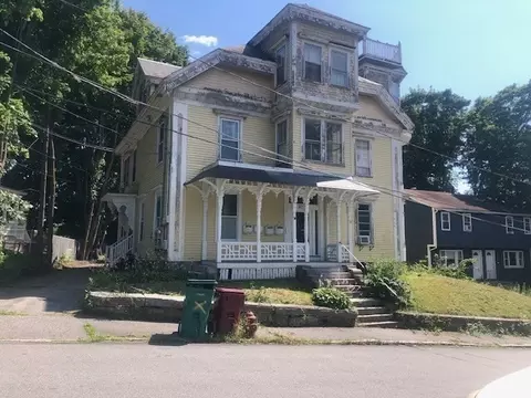 23 Eleventh St #2, Lowell, MA 01850
