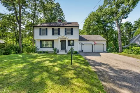 48 Ichabod Ln, Marion, MA 02738