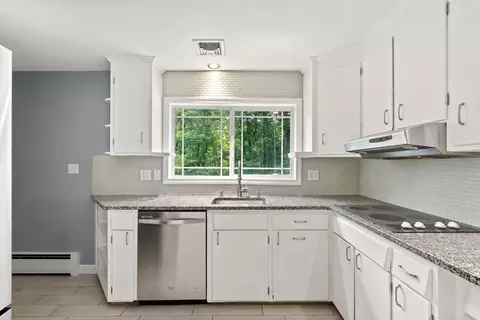 Kitchen - 159 High Plain Rd, Andover, MA 01810 photo 2 of 4