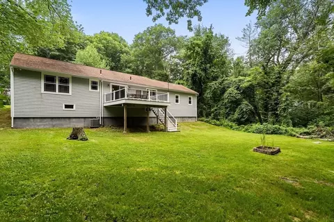 Exterior - 159 High Plain Rd, Andover, MA 01810 photo 6 of 8