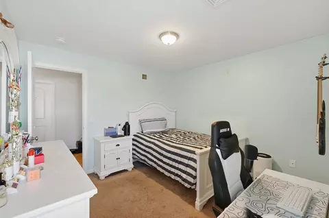 Bedroom - 414 Bay St, Fall River, MA 02724 photo 9 of 9