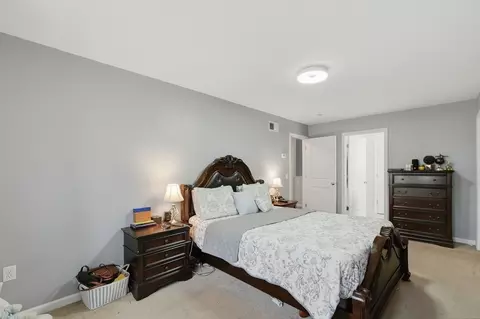 Bedroom - 414 Bay St, Fall River, MA 02724 photo 3 of 9