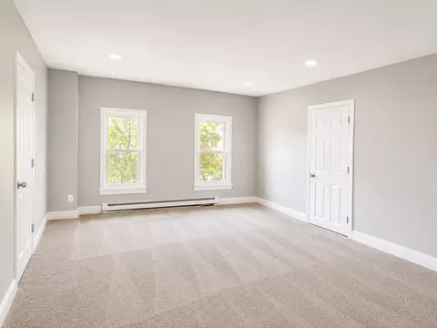 46 Mapledell St, Springfield, MA 01109 photo 5