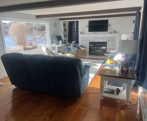 Living - 4 Onset Ave, Buzzards Bay, MA 02532 photo 1 of 2