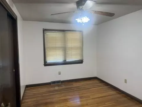 Bedroom - 74 Leatherleaf Dr, Springfield, MA 01109 photo 3 of 4