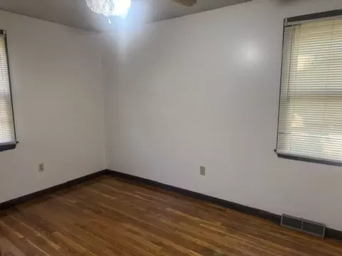 Bedroom - 74 Leatherleaf Dr, Springfield, MA 01109 photo 2 of 4