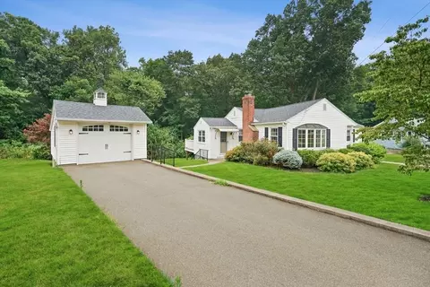 Exterior - 52 Cecile Dr, Chicopee, MA 01020 photo 2 of 9