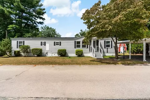 193 Pine View Ter, Wareham, MA 02576