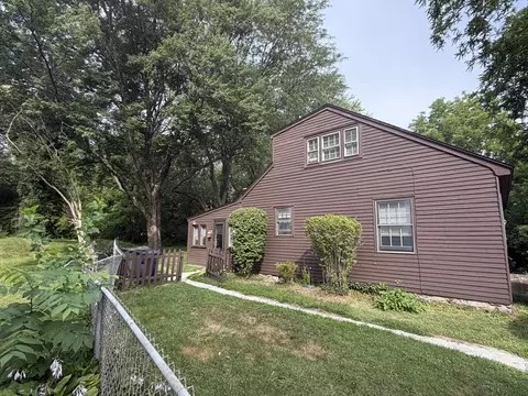 Exterior - 32 River Rd, Andover, MA 01810 photo 3 of 7
