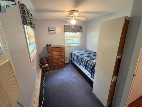 Bedroom - 32 River Rd, Andover, MA 01810 photo 4 of 4