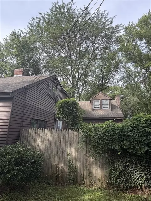 Exterior - 32 River Rd, Andover, MA 01810 photo 2 of 7