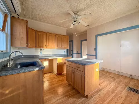 Kitchen - 34 Smithfield Rd, Woonsocket, RI 02895 photo 2 of 3
