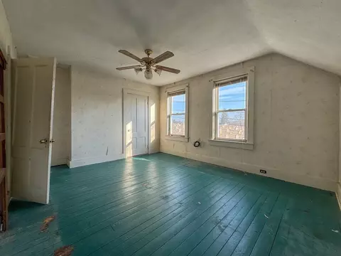 Bedroom - 34 Smithfield Rd, Woonsocket, RI 02895 photo 2 of 7