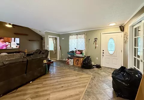 Entry Way - 66 Barrison St, Springfield, MA 01109 photo 1 of 1