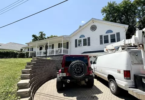Exterior - 66 Barrison St, Springfield, MA 01109 photo 8 of 9