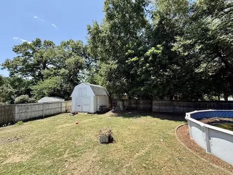 Exterior - 66 Barrison St, Springfield, MA 01109 photo 7 of 9
