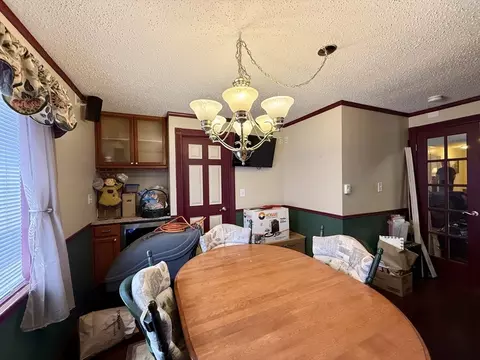 Dining - 66 Barrison St, Springfield, MA 01109 photo 2 of 3