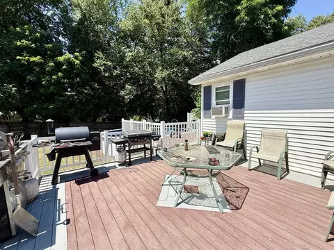 Exterior - 66 Barrison St, Springfield, MA 01109 photo 3 of 9