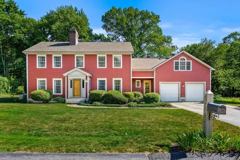 5 Bourbeau Ter, Newburyport, MA 01950
