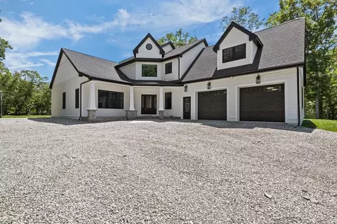 247 Homestead Ave, Rehoboth, MA 02769