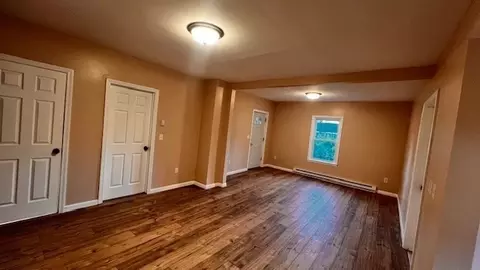 Living - 81 Mccarthy Ave, Chicopee, MA 01020 photo 6 of 6