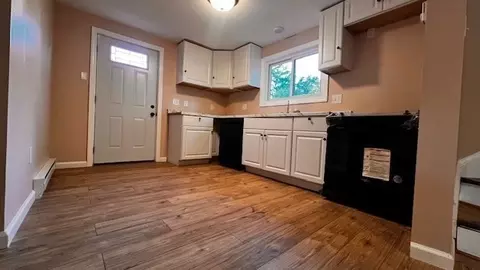 Entry Way - 81 Mccarthy Ave, Chicopee, MA 01020 photo 1 of 3
